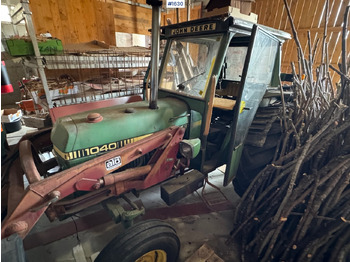 Traktor JOHN DEERE 40 Series