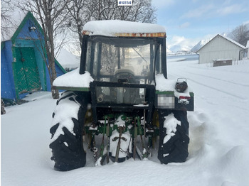 Traktor 1982 John Deere 1140 tractor: pilt 3