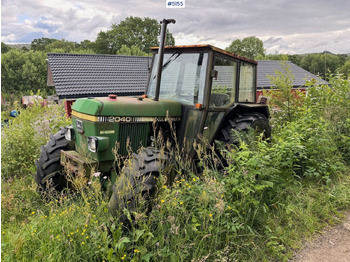 Traktor JOHN DEERE 2040