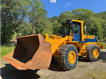 Rataslaadur KOMATSU WA420
