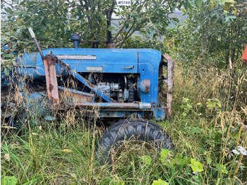 Traktor Ca. 1961 Fordson Super Major 4×2 Tractor w/ Bucket: pilt 3