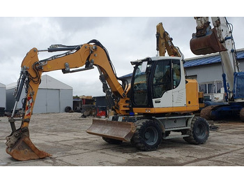 Ratastel ekskavaator LIEBHERR A 910