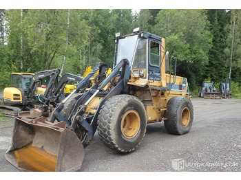 Rataslaadur KOMATSU WA250