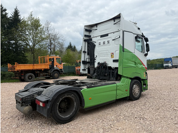 Sadulveok Renault T520: pilt 5