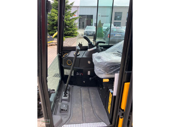 Uus Miniekskavaator JCB 16C-1: pilt 4