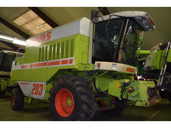 Kombain CLAAS Dominator