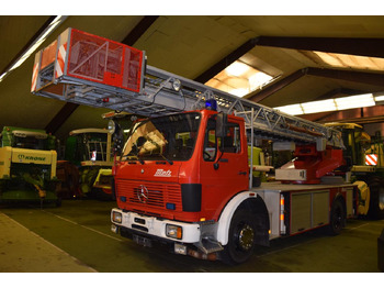 Konkstõstukiga veoauto MERCEDES-BENZ