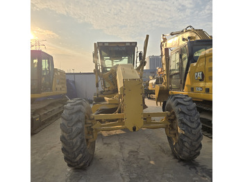 Teehöövel CATERPILLAR 140H