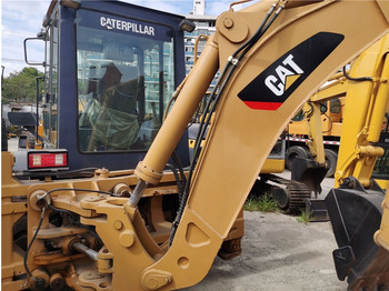 Ekskavaator-laadur Caterpillar 420F: pilt 3