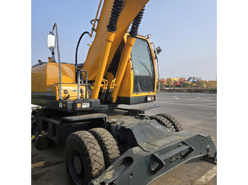 Ratastel ekskavaator Hyundai R210W-9: pilt 5