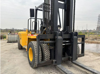 Diiseltõstuk KOMATSU