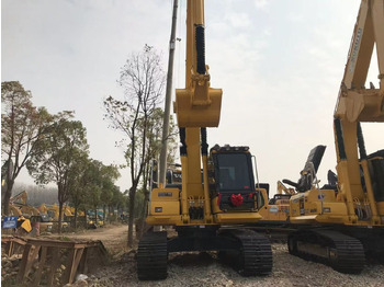 Lintekskavaator KOMATSU PC200-8