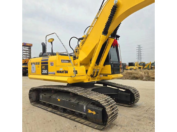 Lintekskavaator Komatsu PC200-8: pilt 4