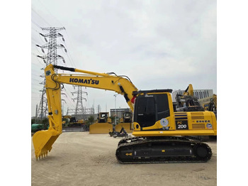 Lintekskavaator Komatsu PC200-8: pilt 3