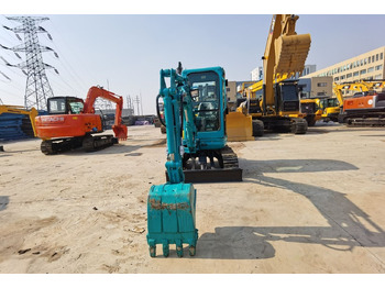 Miniekskavaator Kubota U30: pilt 5