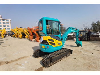 Miniekskavaator Kubota U30: pilt 2