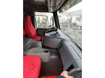 Kallurauto SINOTRUK HOWO