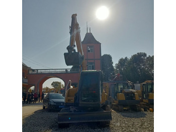 Miniekskavaator XCMG XE75DA