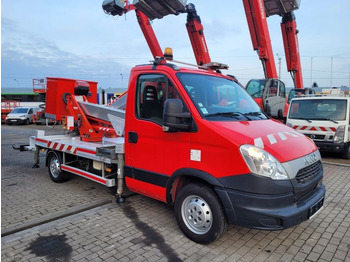 Veoautolt tõusev platvorm IVECO Daily 35s11