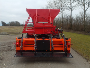 Uus Kaabitsmasin GST  1500-3000  Gravel Road leveler box laying of gravel  for trucks and tractor: pilt 2
