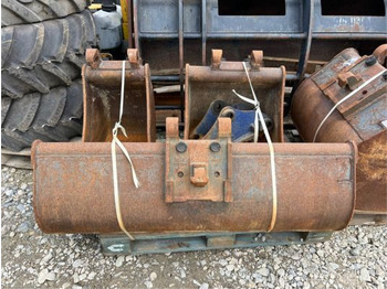 Ekskavaatori kopp Attache rapide + 3 godets klac E: pilt 2