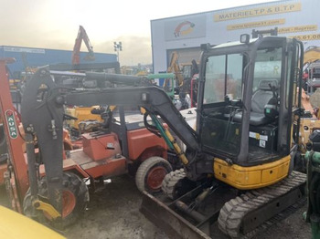 Miniekskavaator KOMATSU PC26MR-3