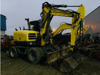 Ratastel ekskavaator WACKER