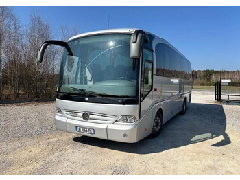 Kaugsõidu buss MERCEDES-BENZ Tourino