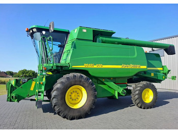 Kombain JOHN DEERE 2000 Series