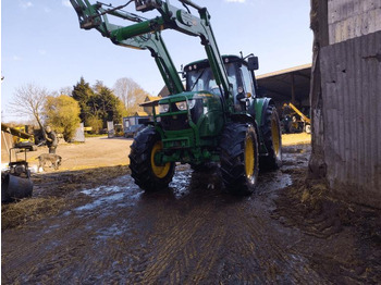Traktor JOHN DEERE 6115M: pilt 2