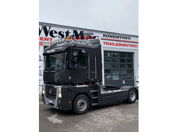 Sadulveok RENAULT Magnum 460