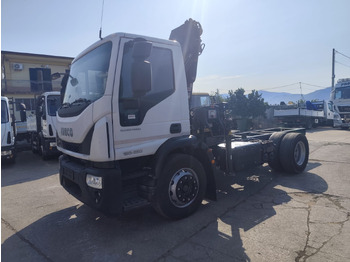 Kraanaga veoauto IVECO EuroCargo