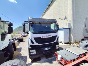 Kabiinišassiiga veoauto IVECO Stralis
