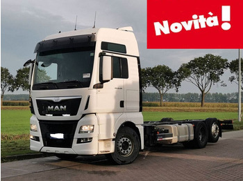 Kabiinišassiiga veoauto MAN TGX 26.480