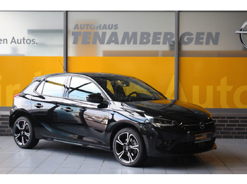 Auto OPEL