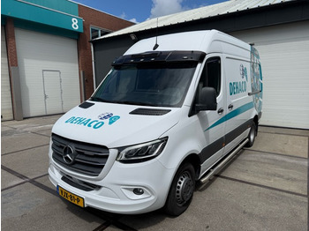 Kaubik MERCEDES-BENZ Sprinter 519