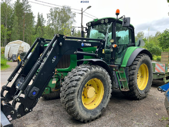 Traktor JOHN DEERE 6830