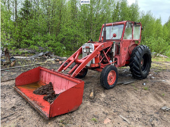 Traktor VALMET