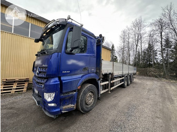 Kraanaga veoauto Mercedes-Benz Arocs 3242: pilt 2