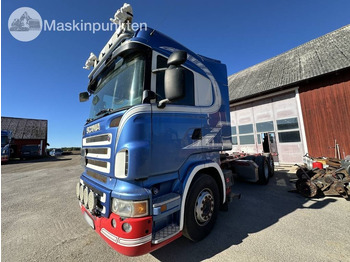 Kabiinišassiiga veoauto SCANIA R 560