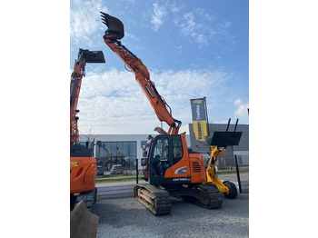 Lintekskavaator DOOSAN DX140LCR-5