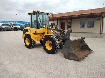 Rataslaadur VOLVO L30G