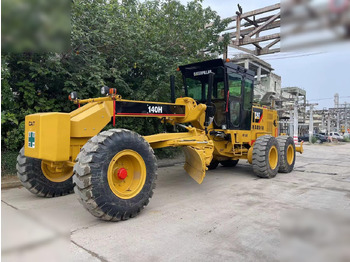 Teehöövel CATERPILLAR 140H