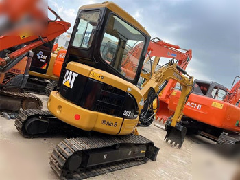 Miniekskavaator CATERPILLAR 303