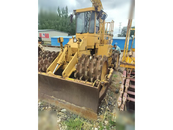 Tihendaja CATERPILLAR 815B: pilt 5