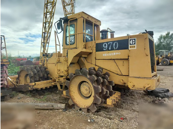 Tihendaja CATERPILLAR 815B: pilt 3
