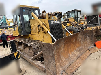 Buldooser CATERPILLAR D6G