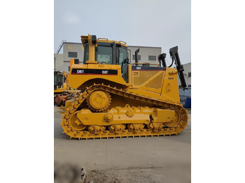 Buldooser CATERPILLAR D8T