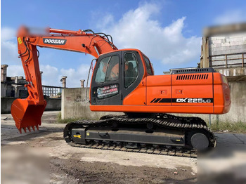 Lintekskavaator DOOSAN DX225LCA