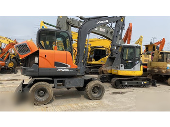 Ratastel ekskavaator DOOSAN DX60W